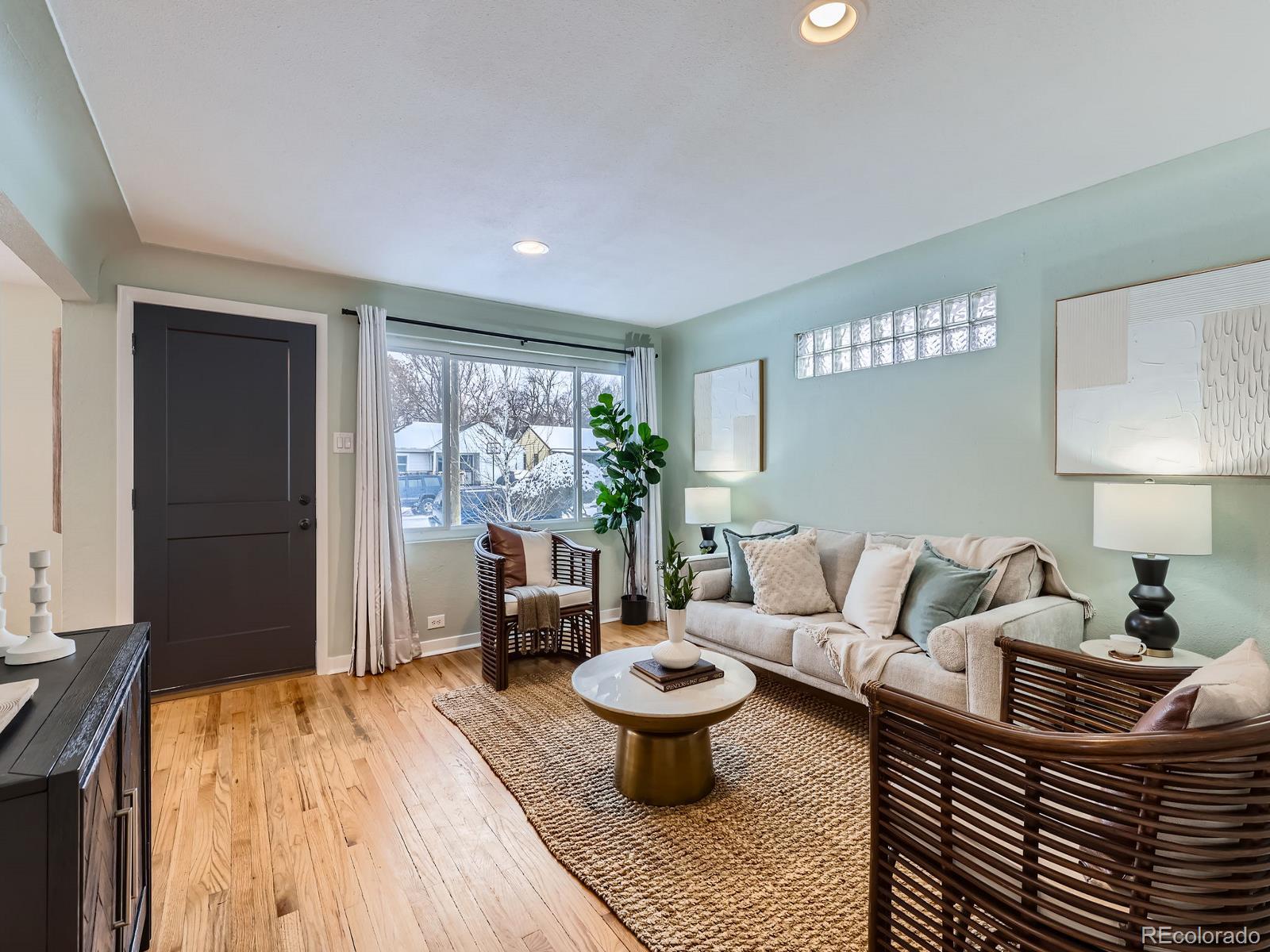 MLS Image #2 for 4844  vallejo street,denver, Colorado