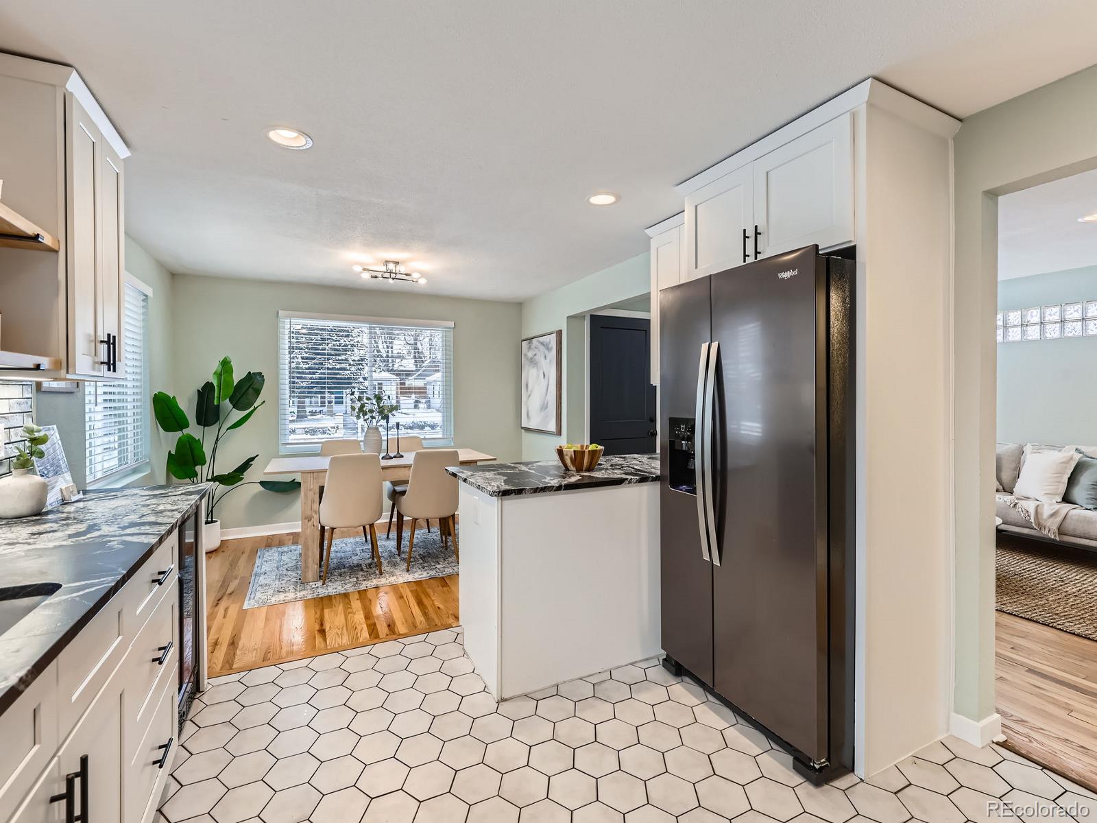MLS Image #5 for 4844  vallejo street,denver, Colorado