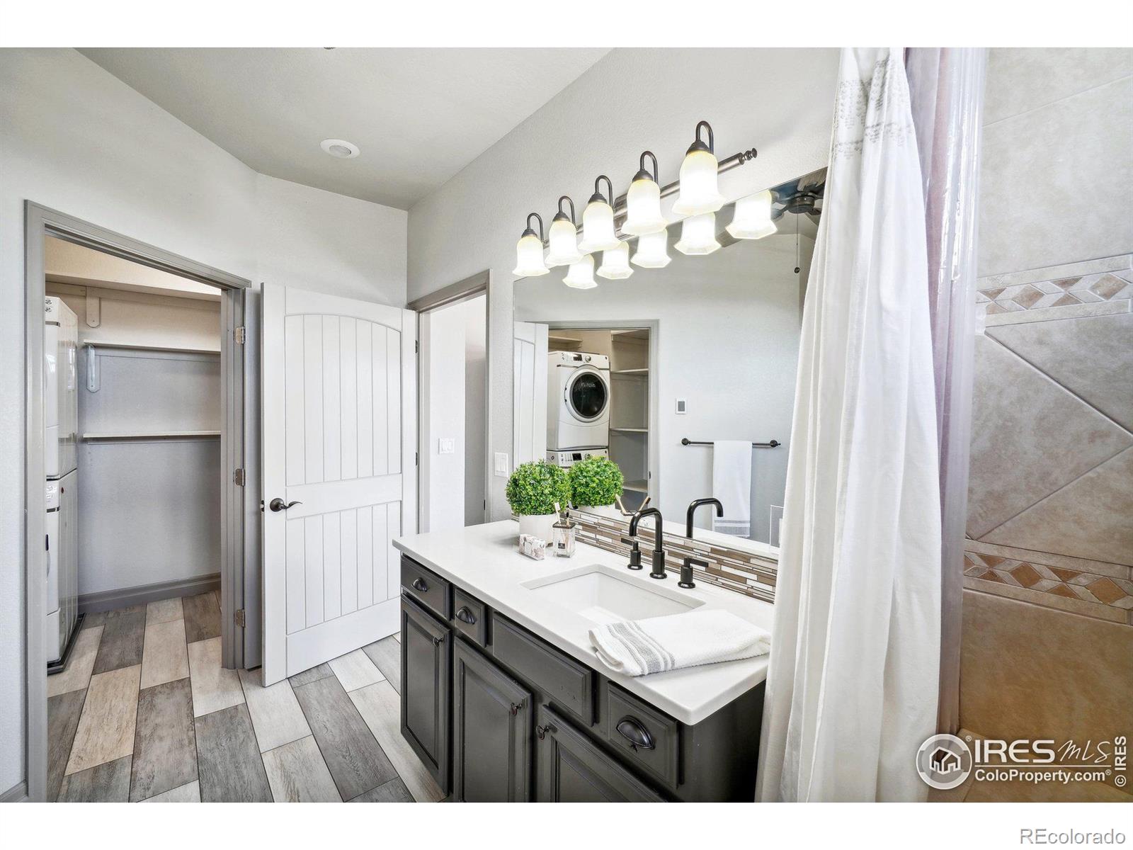 MLS Image #18 for 302  dove lane,berthoud, Colorado
