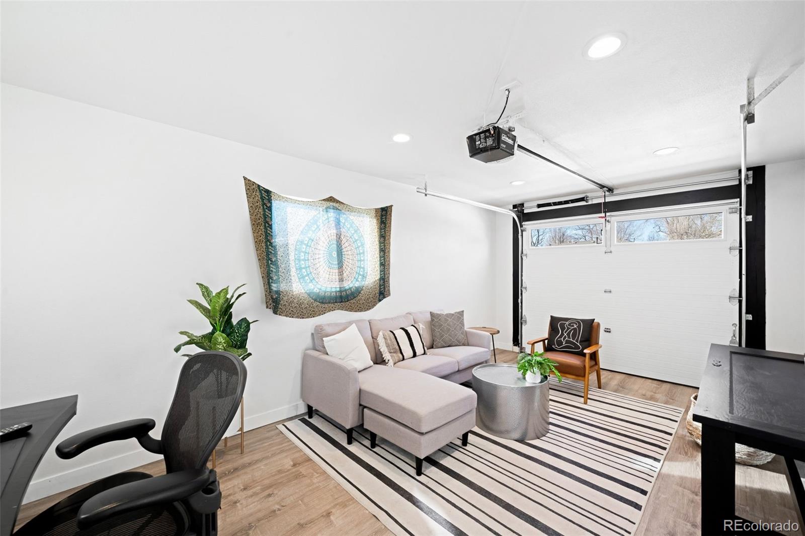 MLS Image #14 for 2351 s franklin street,denver, Colorado