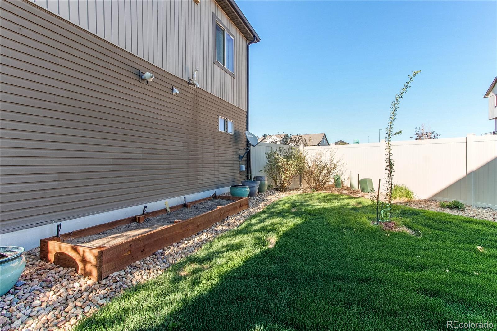 MLS Image #33 for 19149 e 55th avenue,denver, Colorado