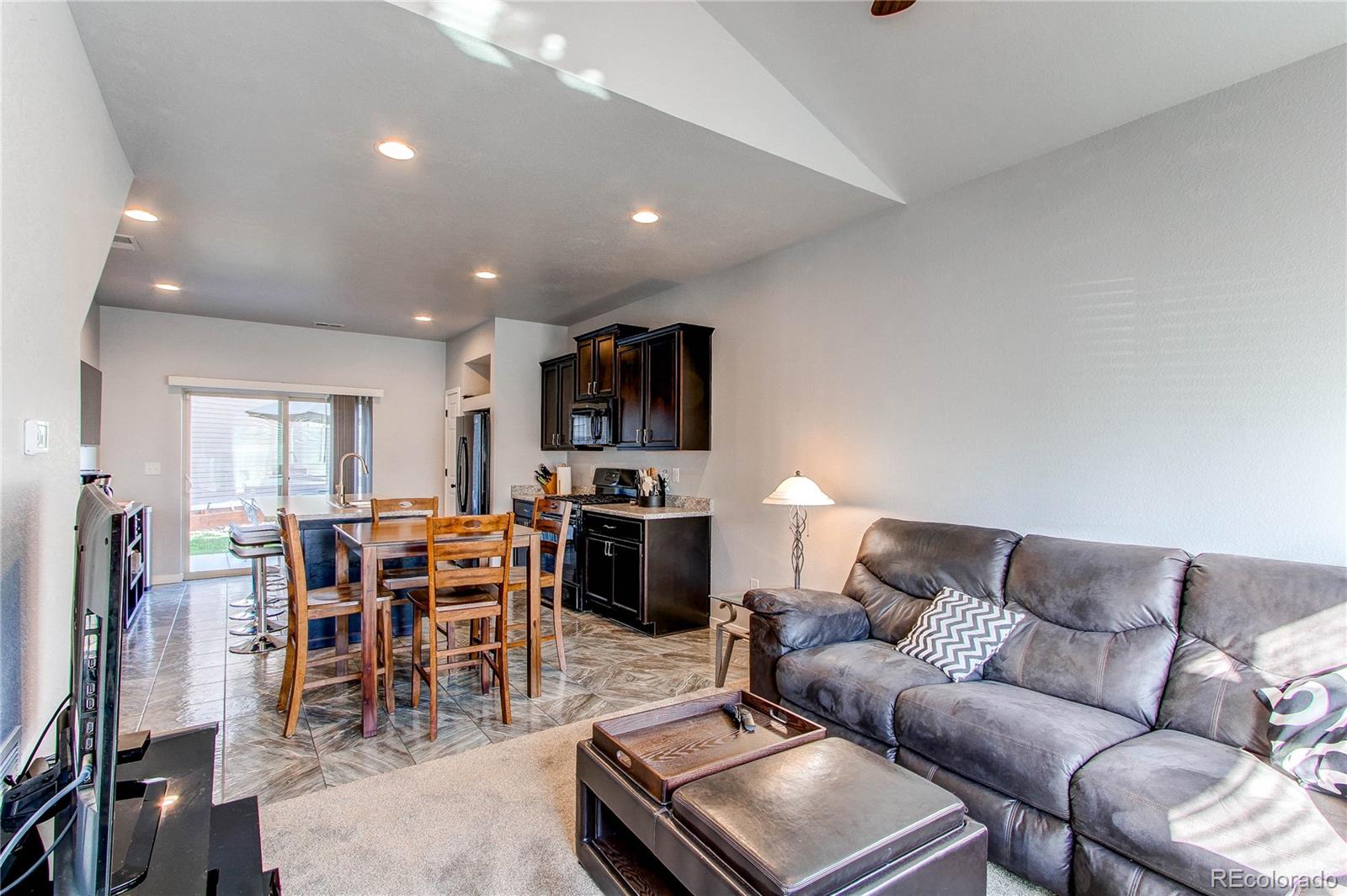 MLS Image #5 for 19149 e 55th avenue,denver, Colorado