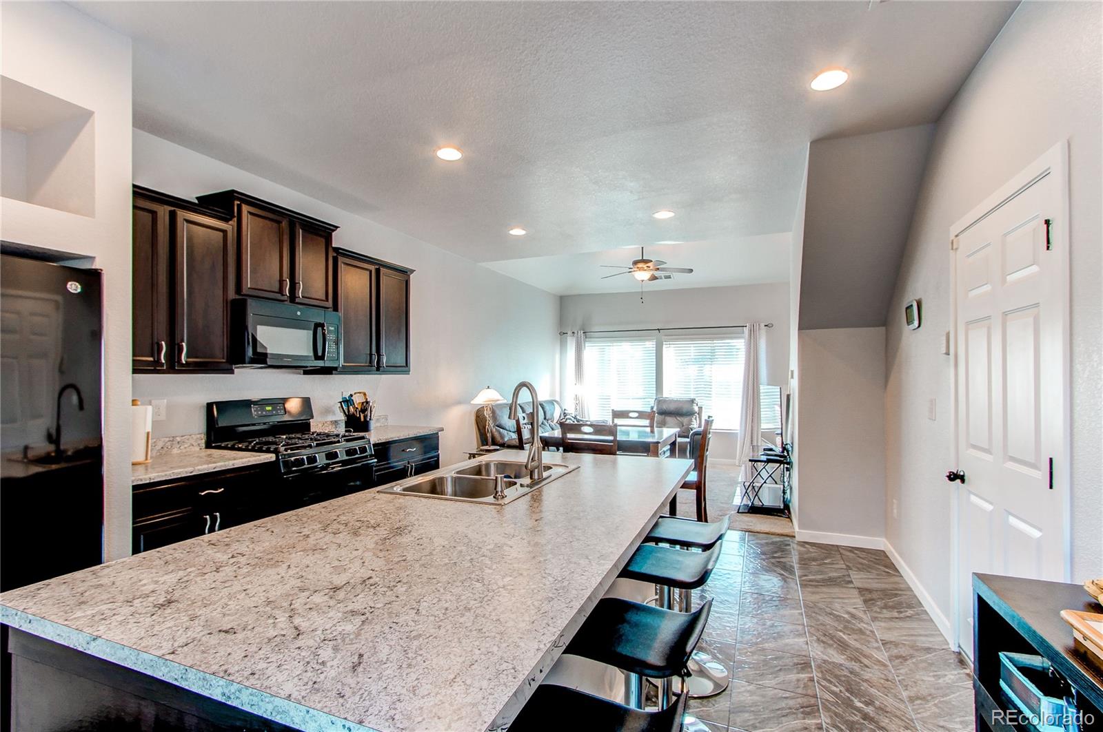 MLS Image #7 for 19149 e 55th avenue,denver, Colorado