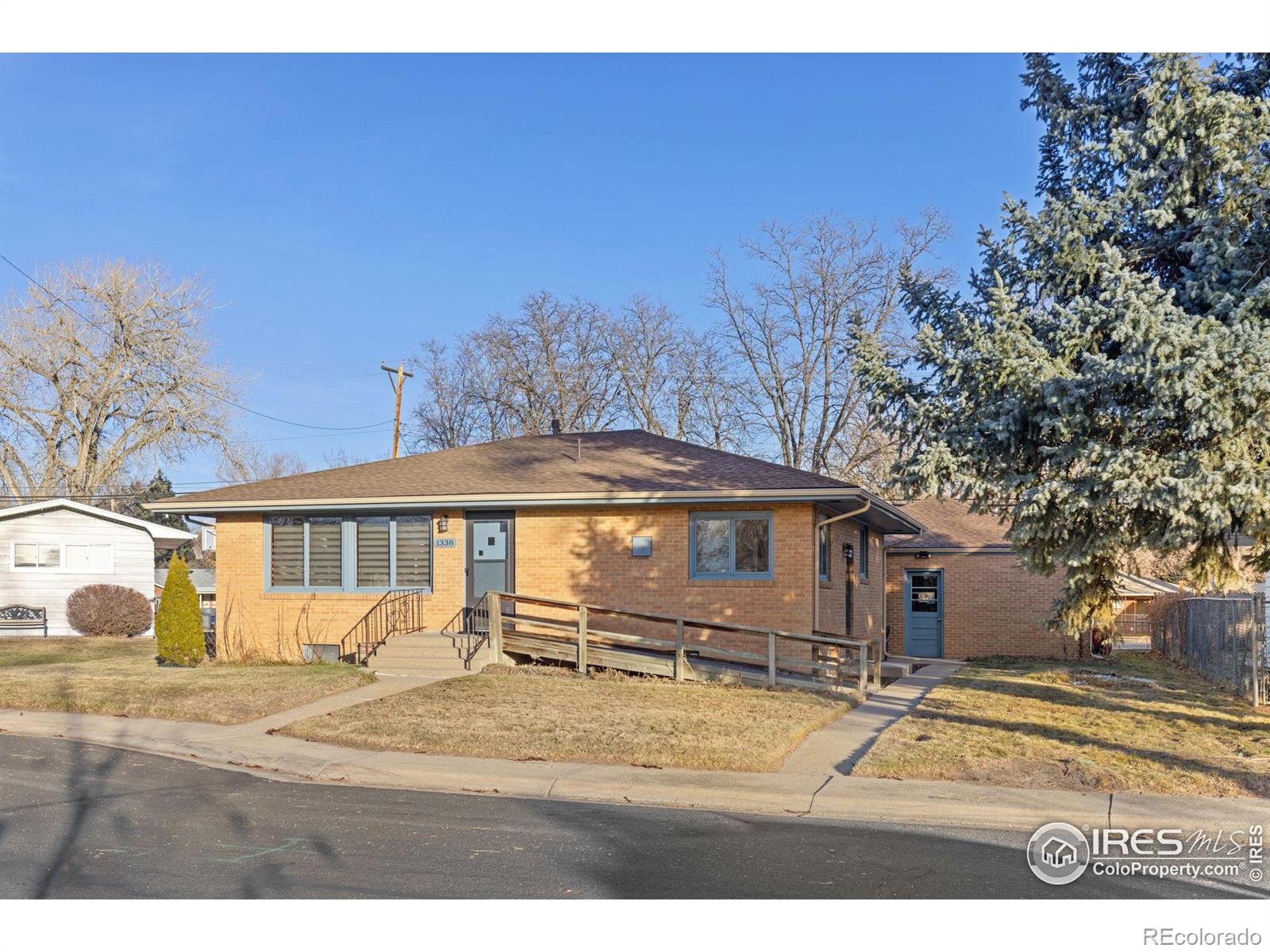 MLS Image #3 for 1338  aspen place,longmont, Colorado