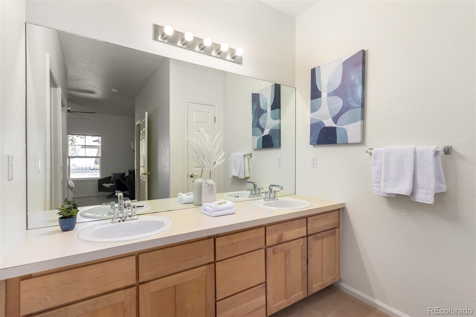 MLS Image #11 for 8200 e 8th avenue,denver, Colorado