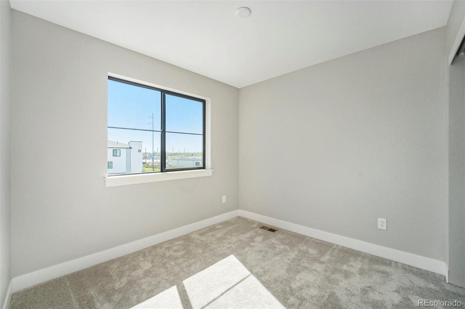 MLS Image #19 for 2048 s holly street,denver, Colorado