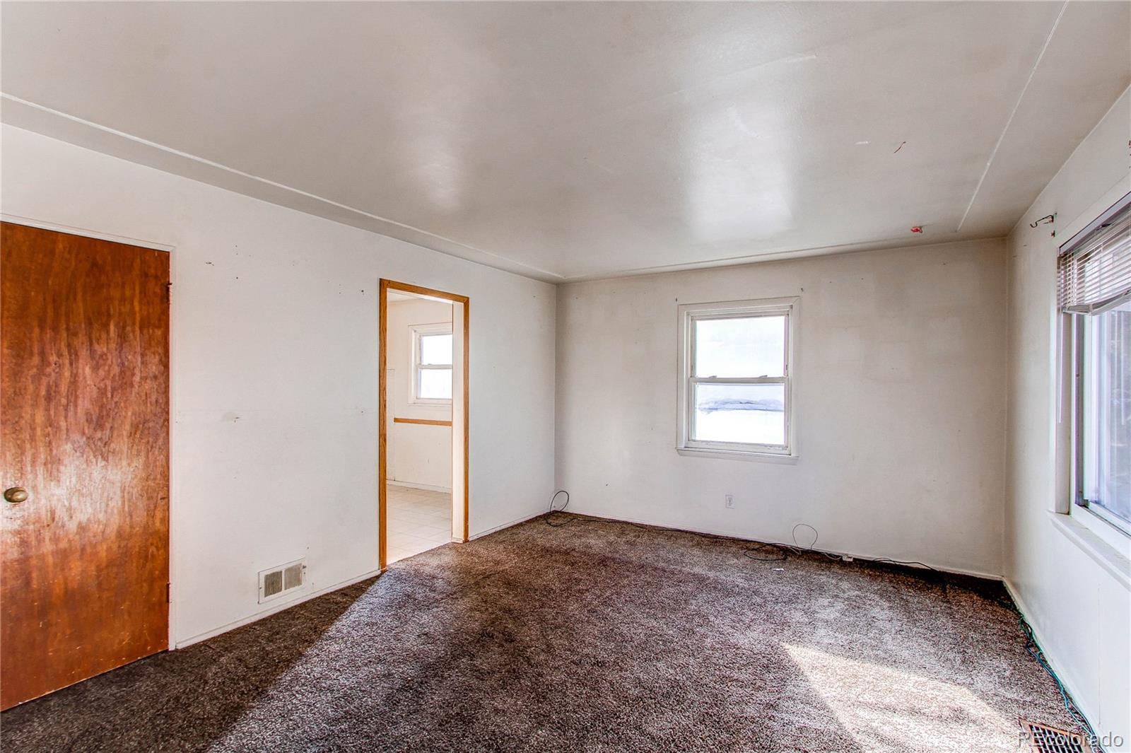 MLS Image #4 for 6930  birch street,commerce city, Colorado