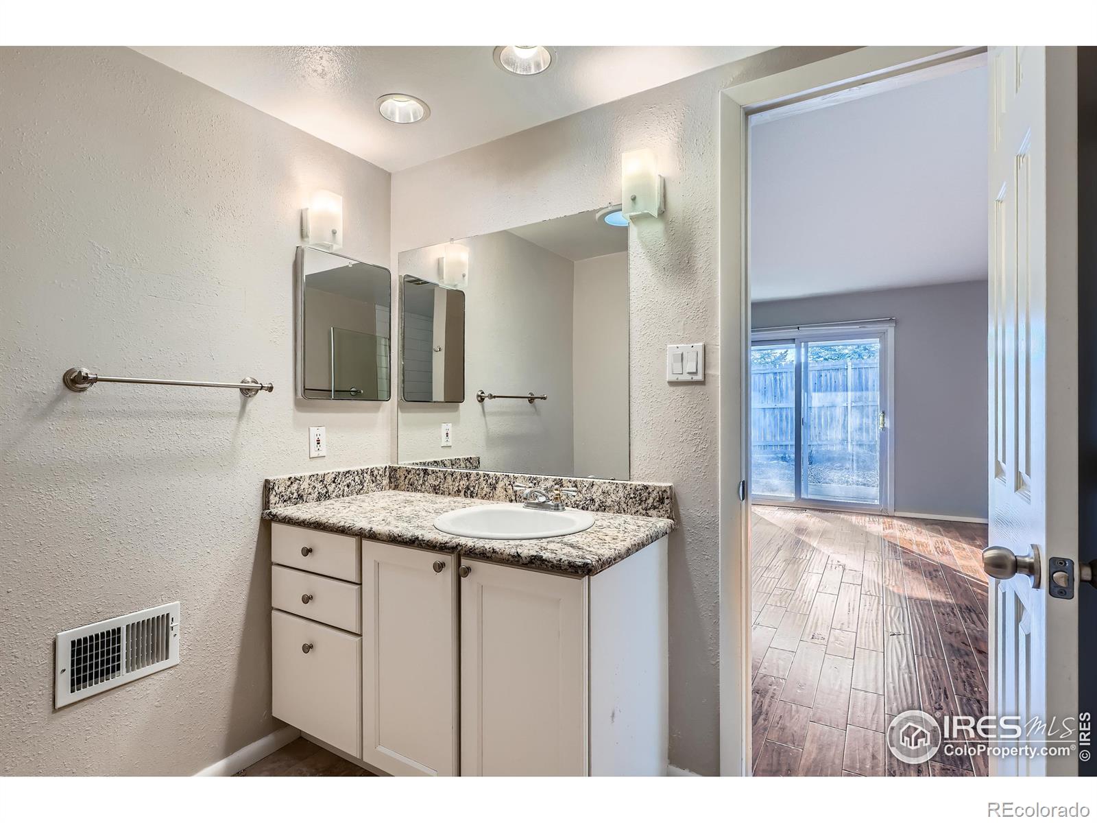 MLS Image #19 for 6495 e happy canyon road 5,denver, Colorado