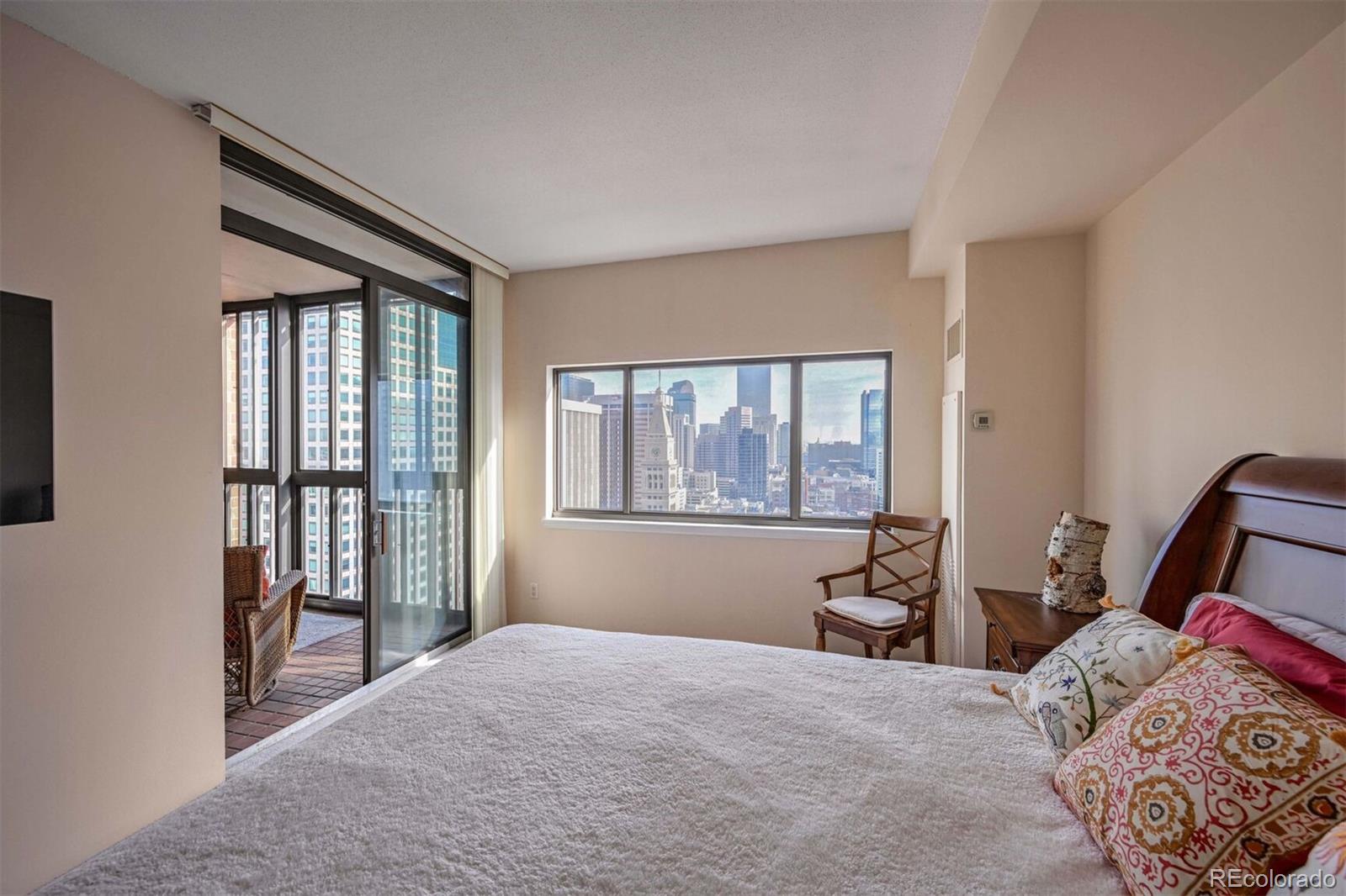 MLS Image #11 for 1551  larimer street,denver, Colorado