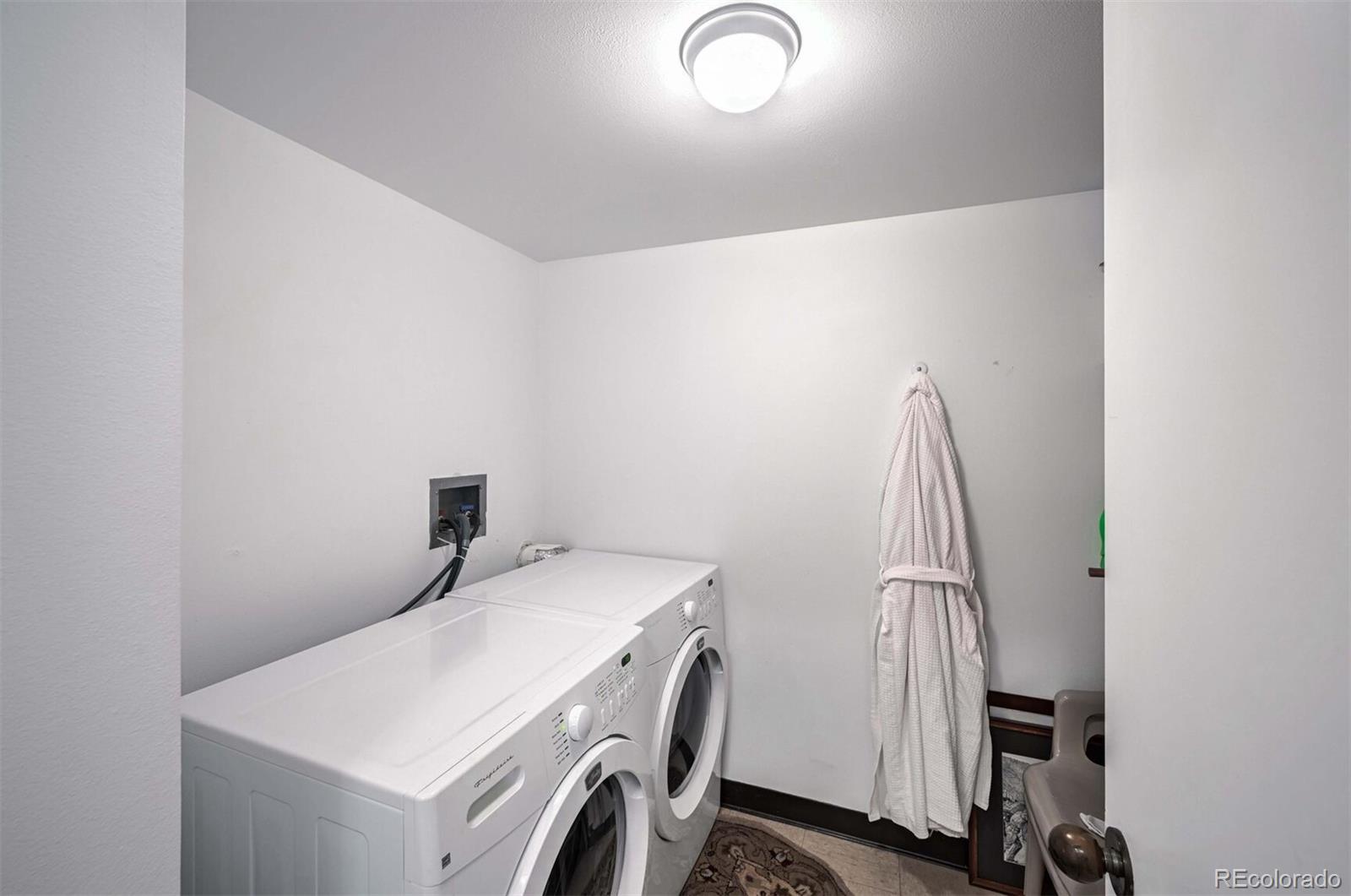 MLS Image #18 for 1551  larimer street,denver, Colorado