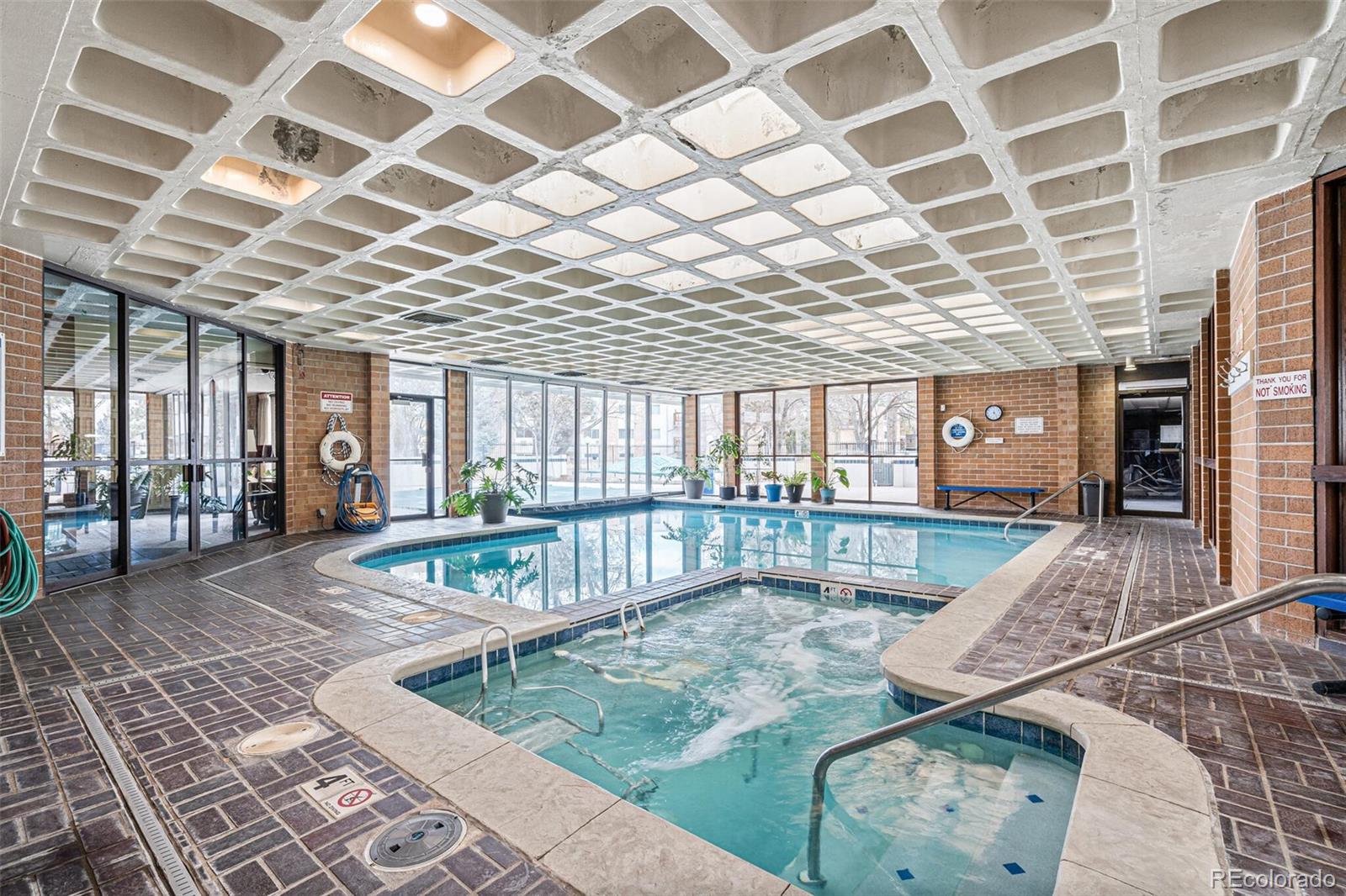 MLS Image #20 for 2880 s locust street,denver, Colorado