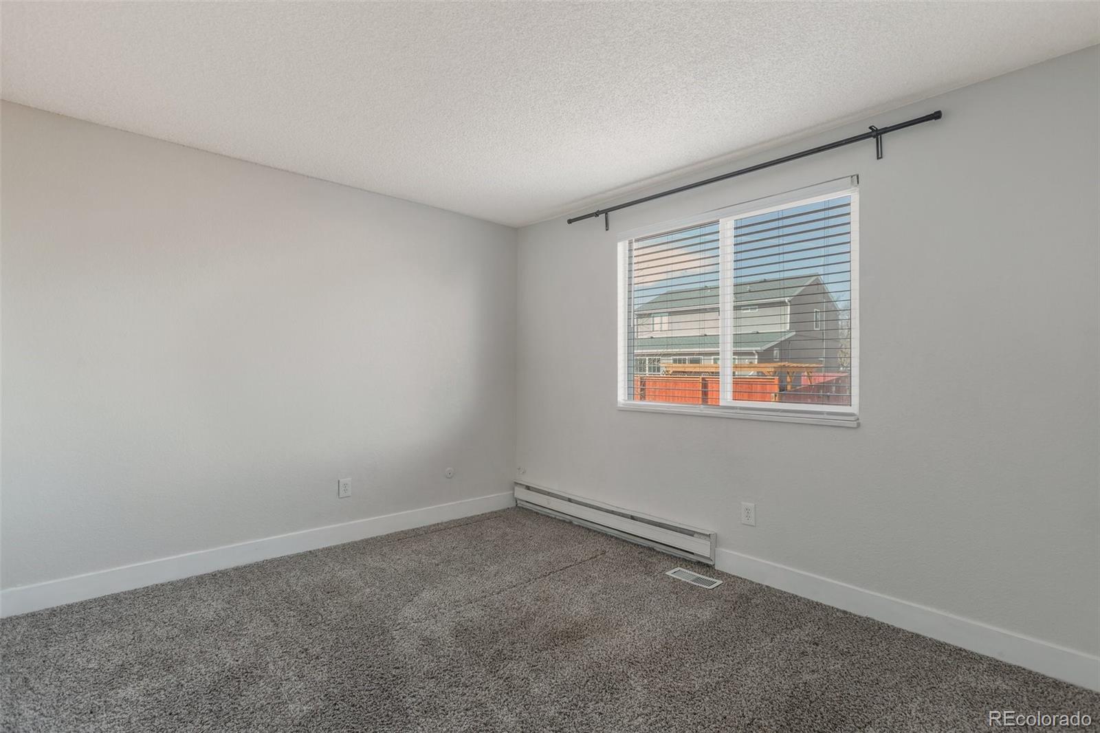 MLS Image #11 for 2221 s dearborn street,aurora, Colorado