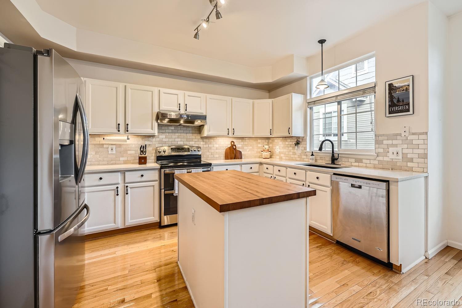 MLS Image #10 for 5555 e briarwood avenue,centennial, Colorado