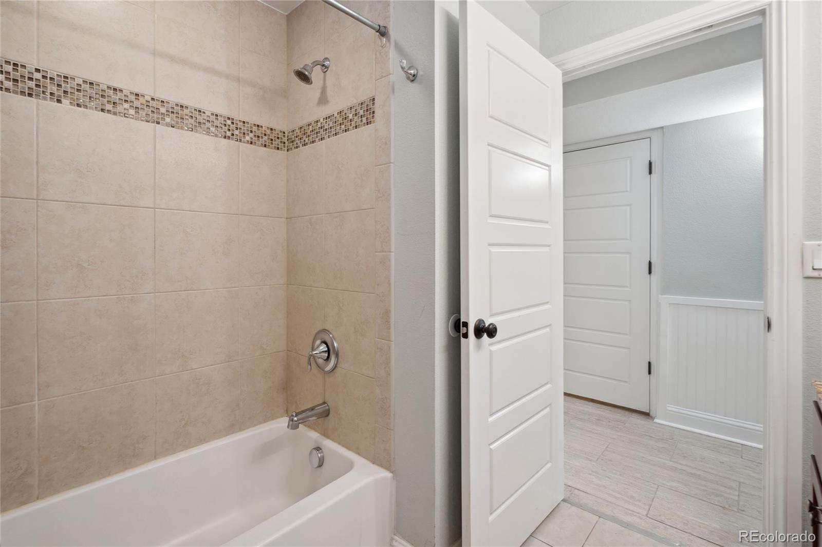 MLS Image #22 for 1266 n gaylord street,denver, Colorado