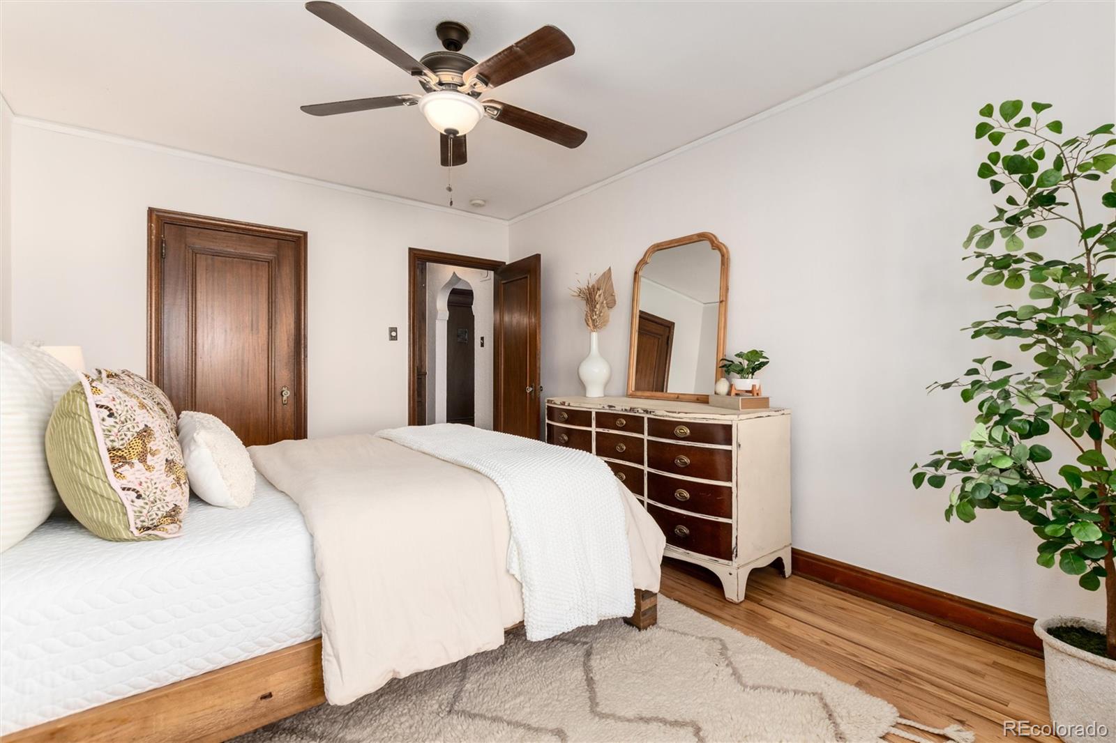 MLS Image #21 for 1050 n washington street,denver, Colorado