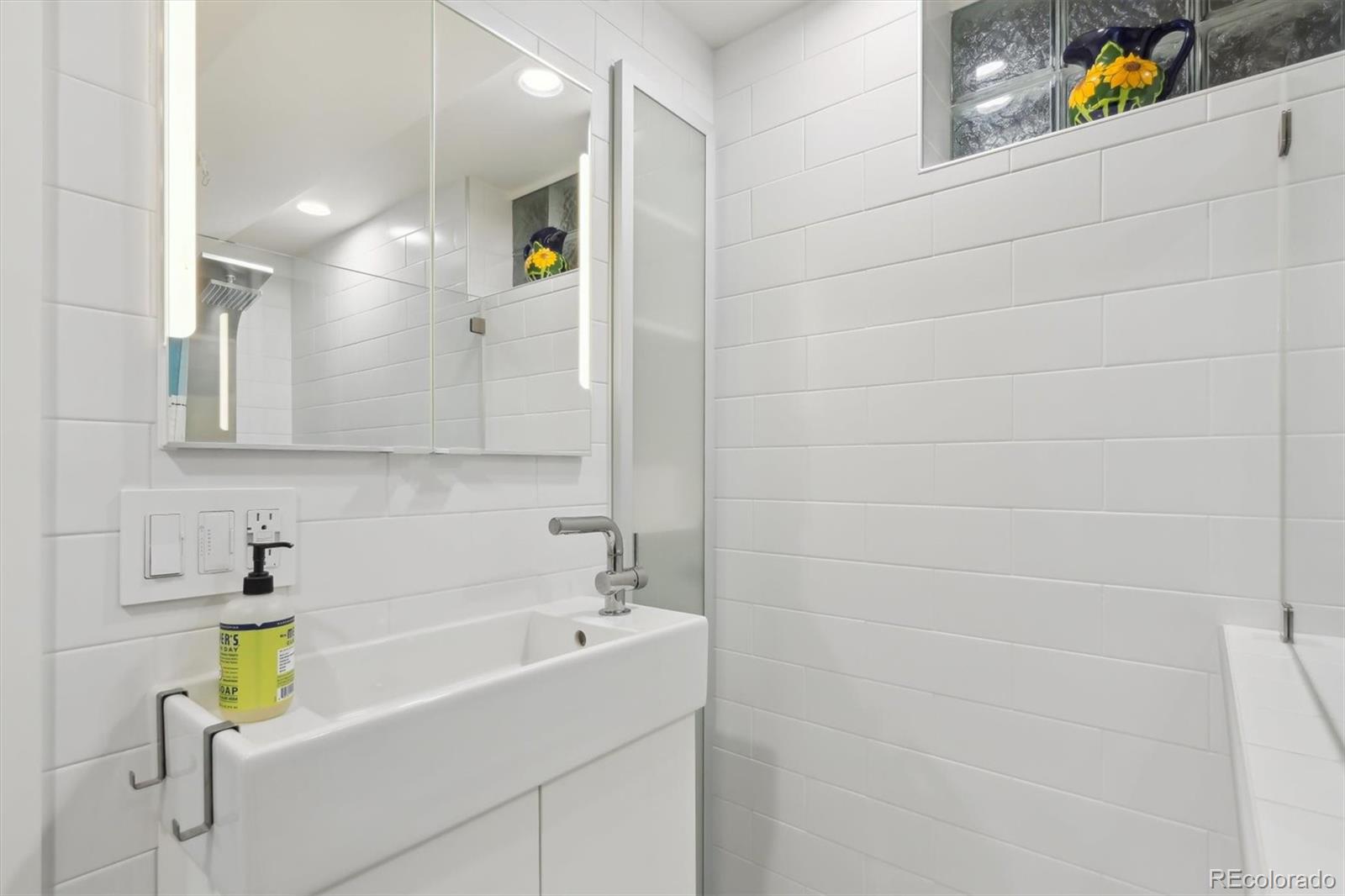 MLS Image #33 for 1650  monaco st parkway,denver, Colorado