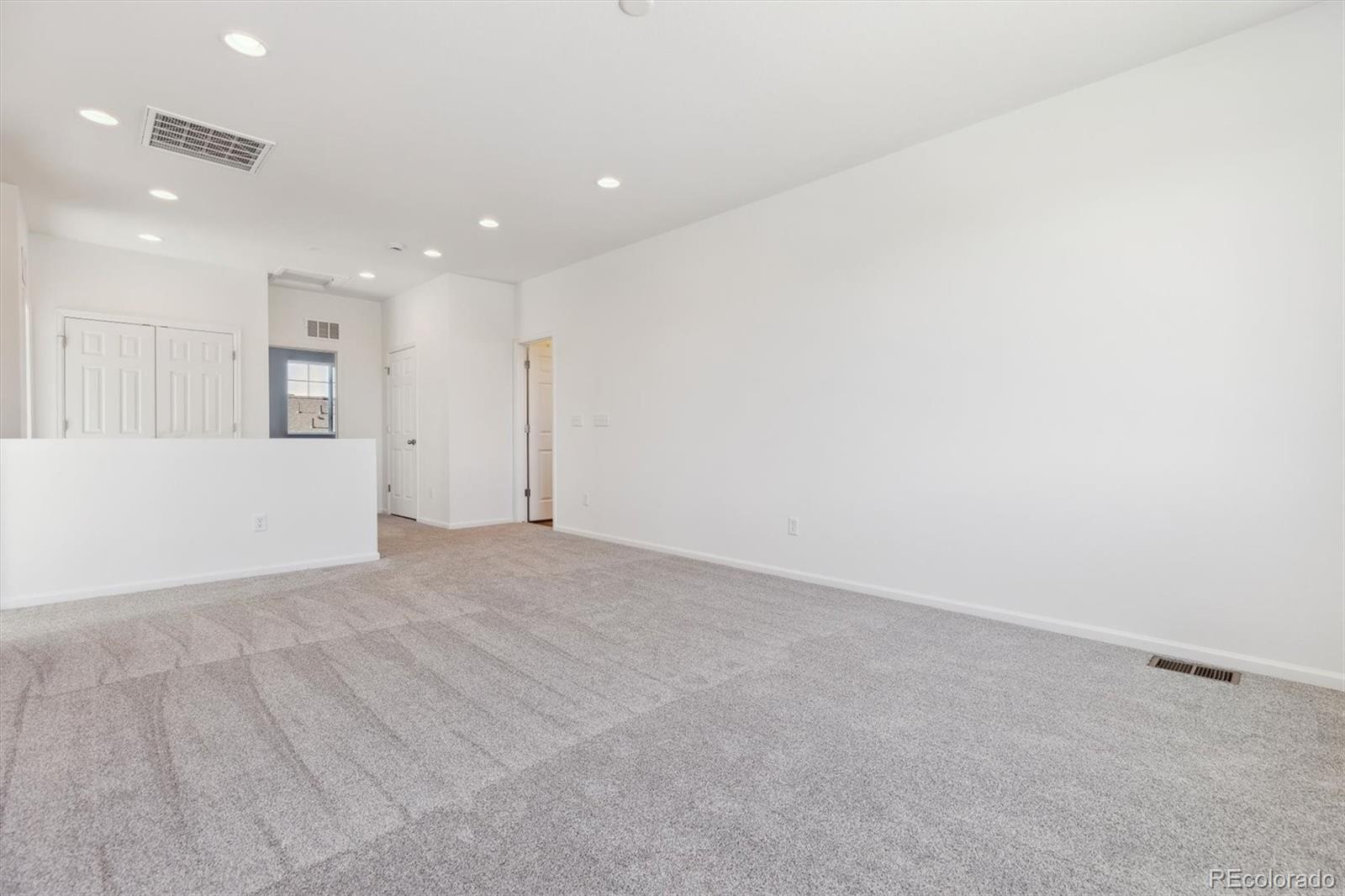 MLS Image #13 for 6635 n nepal street,aurora, Colorado