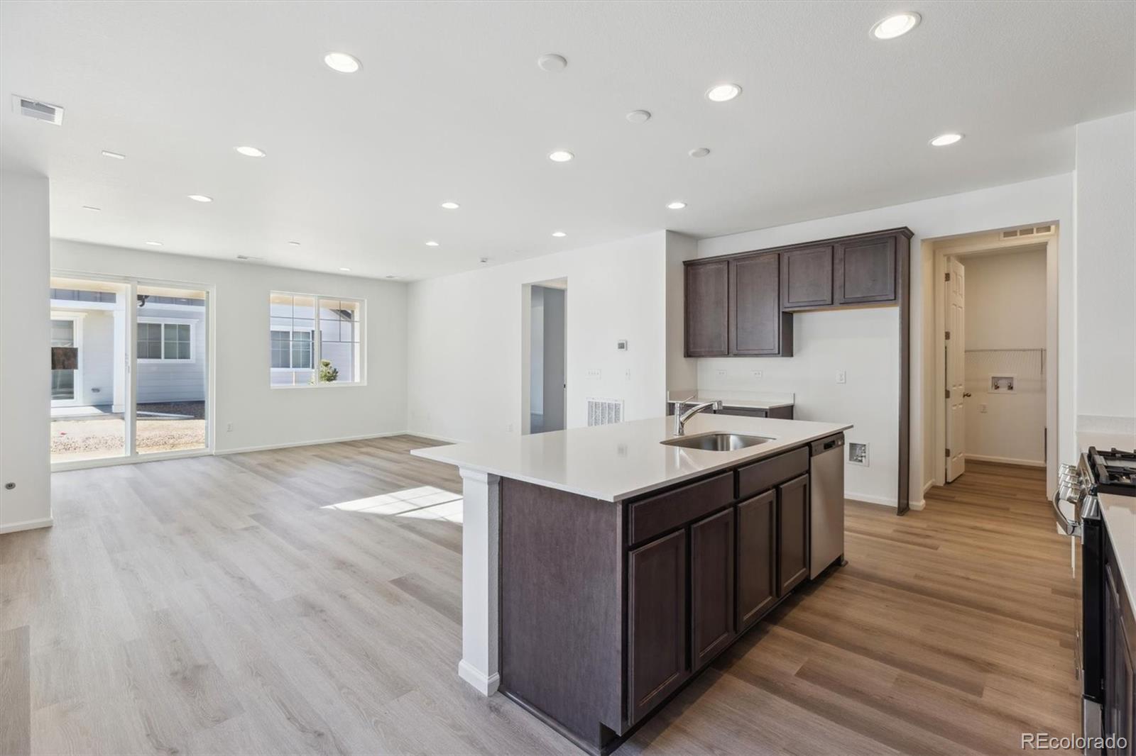 MLS Image #3 for 6635 n nepal street,aurora, Colorado