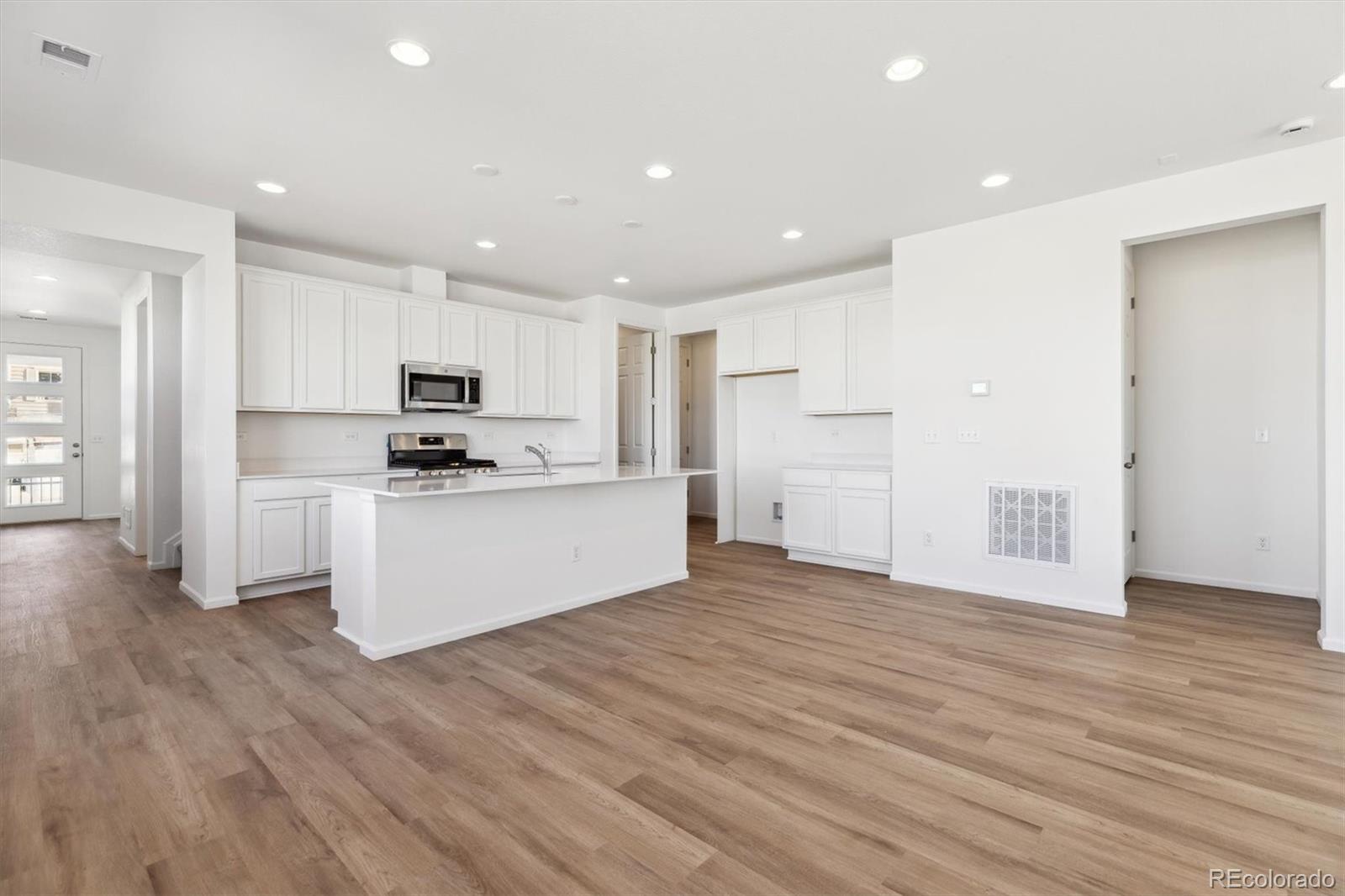 MLS Image #6 for 6645 n nepal street,aurora, Colorado