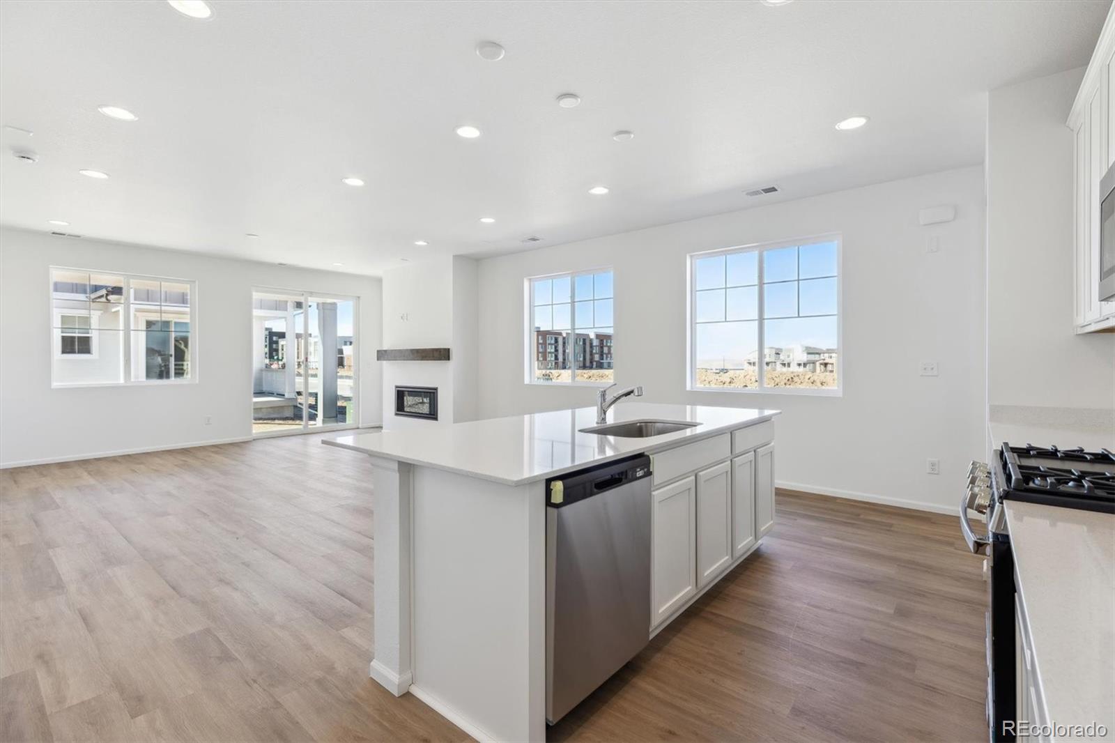 MLS Image #7 for 6645 n nepal street,aurora, Colorado