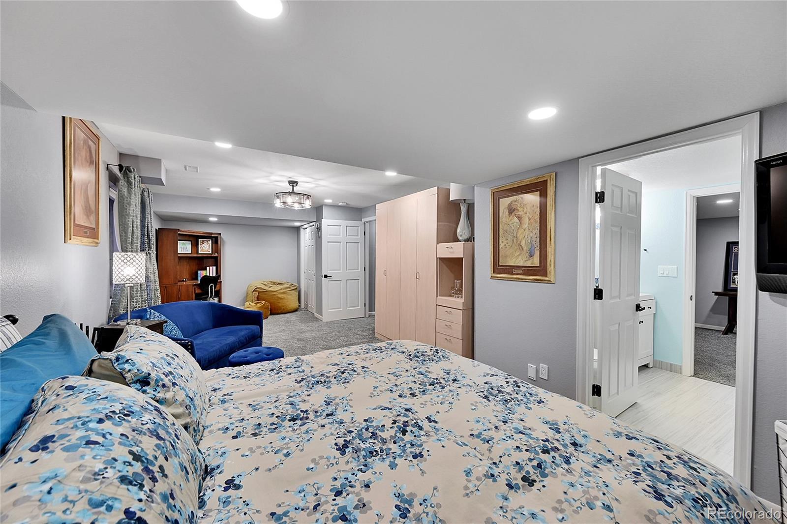 MLS Image #37 for 6610 s waco way,aurora, Colorado
