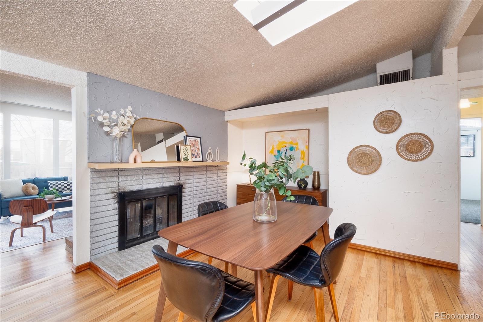 MLS Image #18 for 2590 s meade street,denver, Colorado