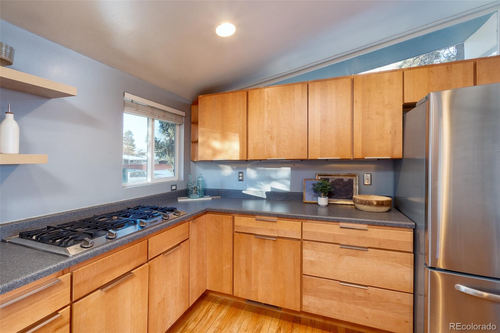 MLS Image #21 for 2590 s meade street,denver, Colorado