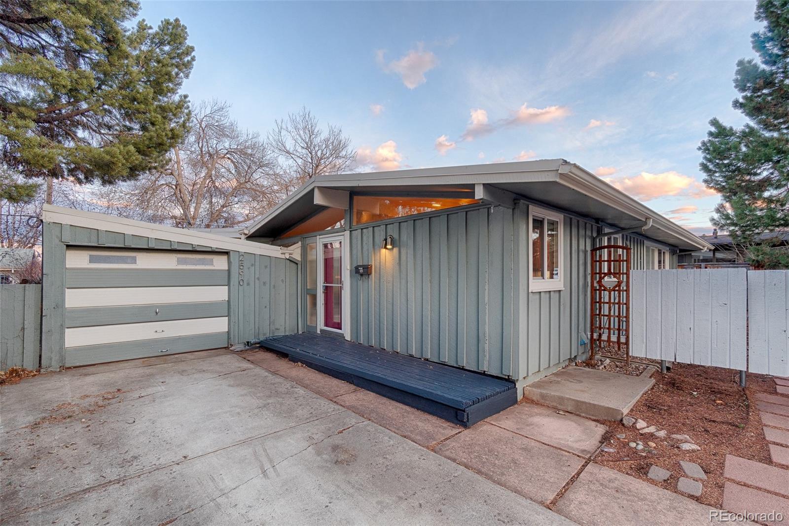 MLS Image #3 for 2590 s meade street,denver, Colorado