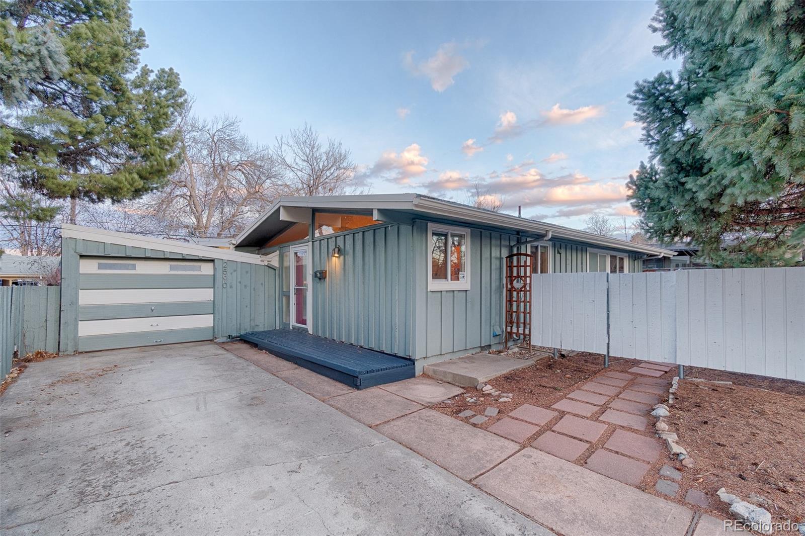 MLS Image #42 for 2590 s meade street,denver, Colorado