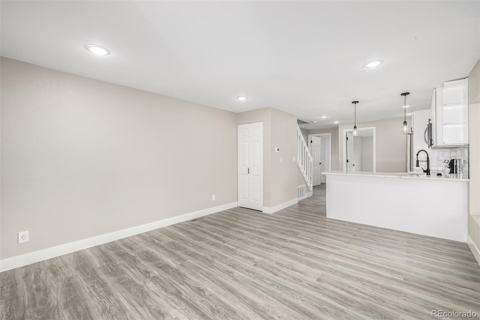 MLS Image #14 for 1316 w alaska place,denver, Colorado