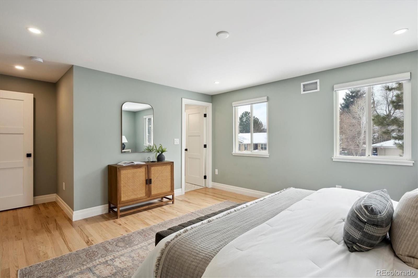 MLS Image #10 for 6279 e princeton avenue,cherry hills village, Colorado