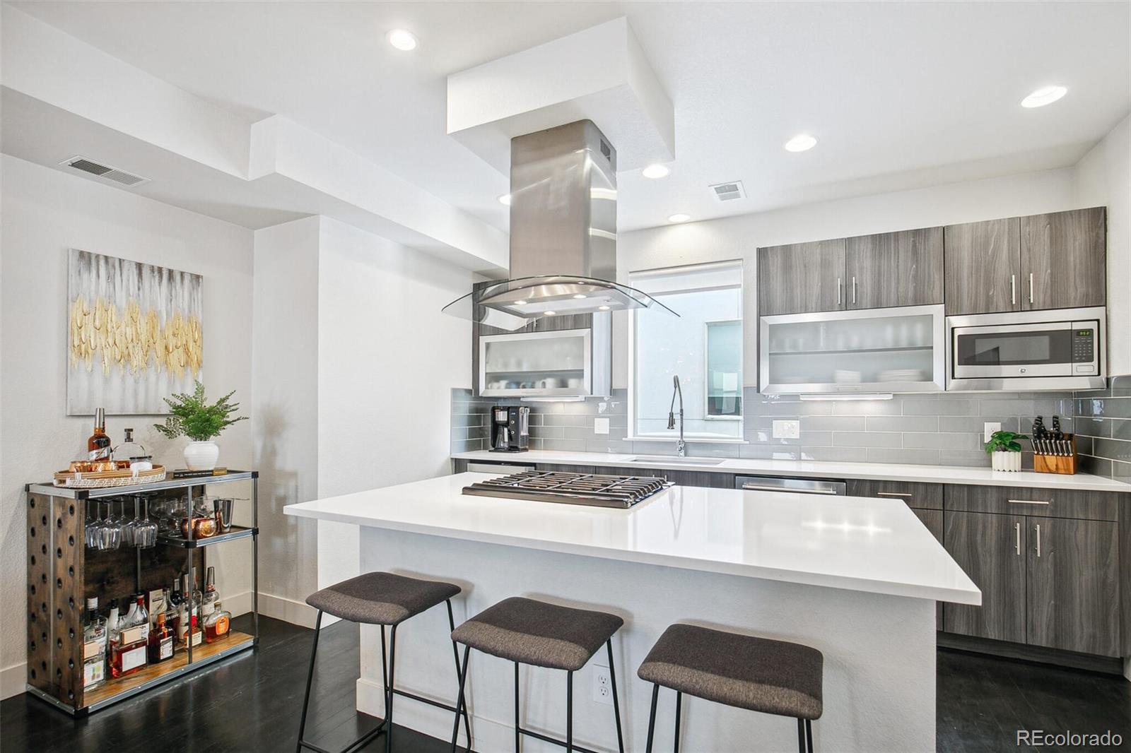 MLS Image #8 for 1615  julian street,denver, Colorado