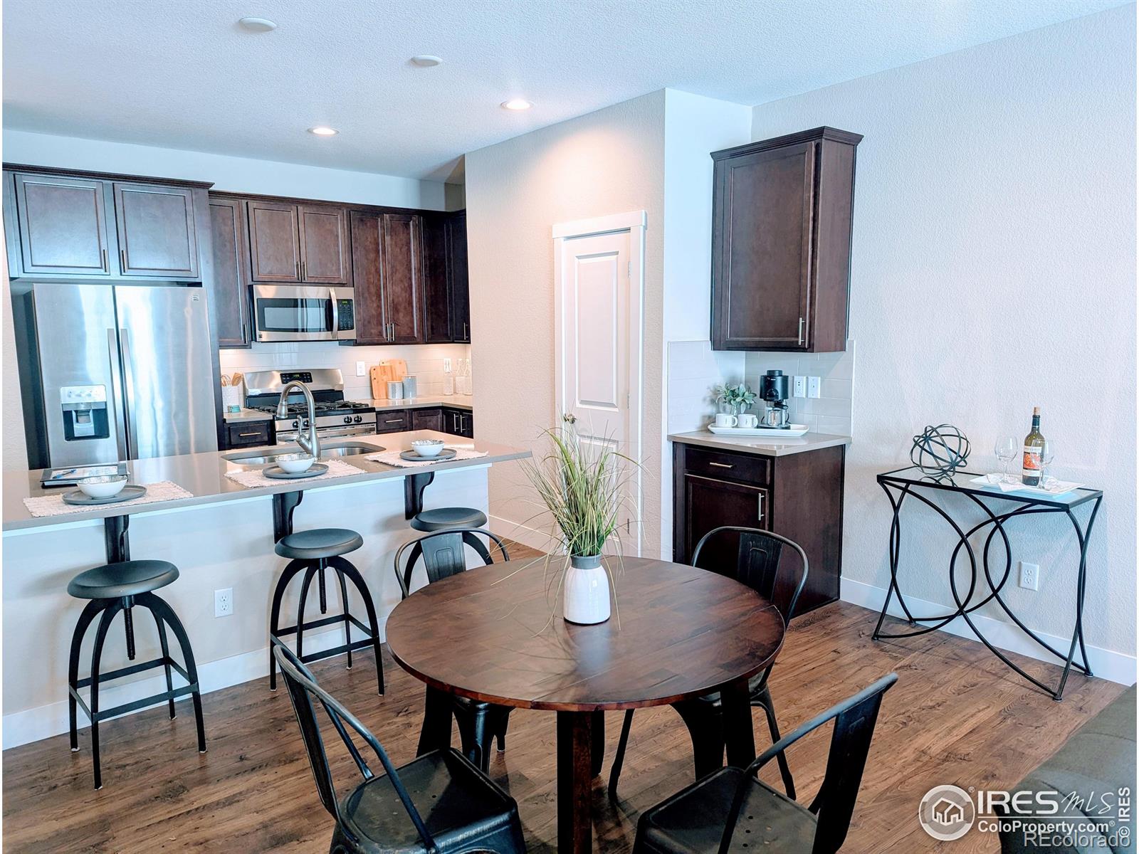 MLS Image #7 for 821  robert street,longmont, Colorado