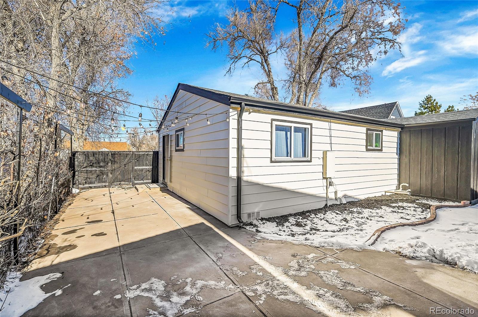 MLS Image #17 for 1322 w alaska place,denver, Colorado