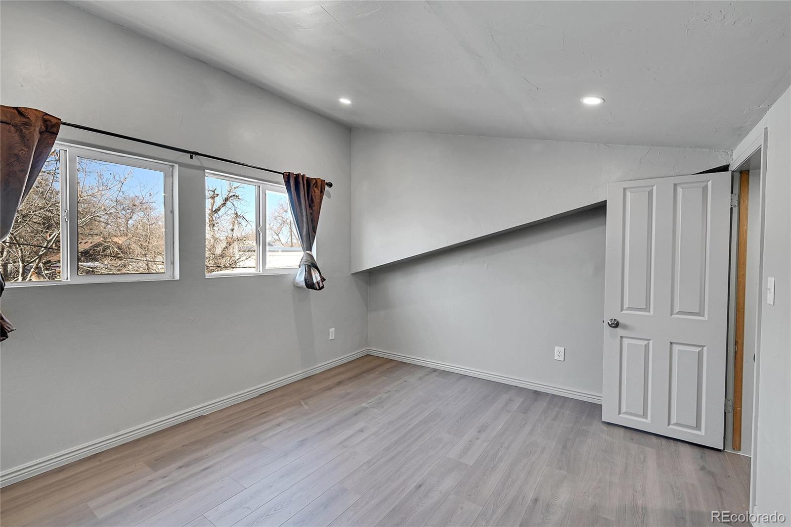 MLS Image #25 for 1322 w alaska place,denver, Colorado