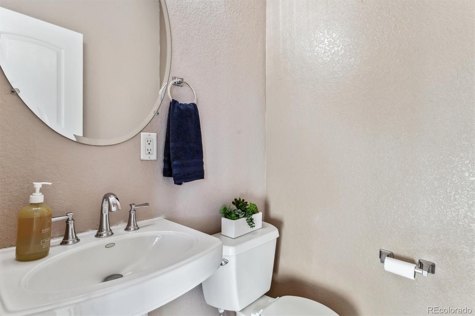 MLS Image #20 for 7324 s valdai circle,aurora, Colorado