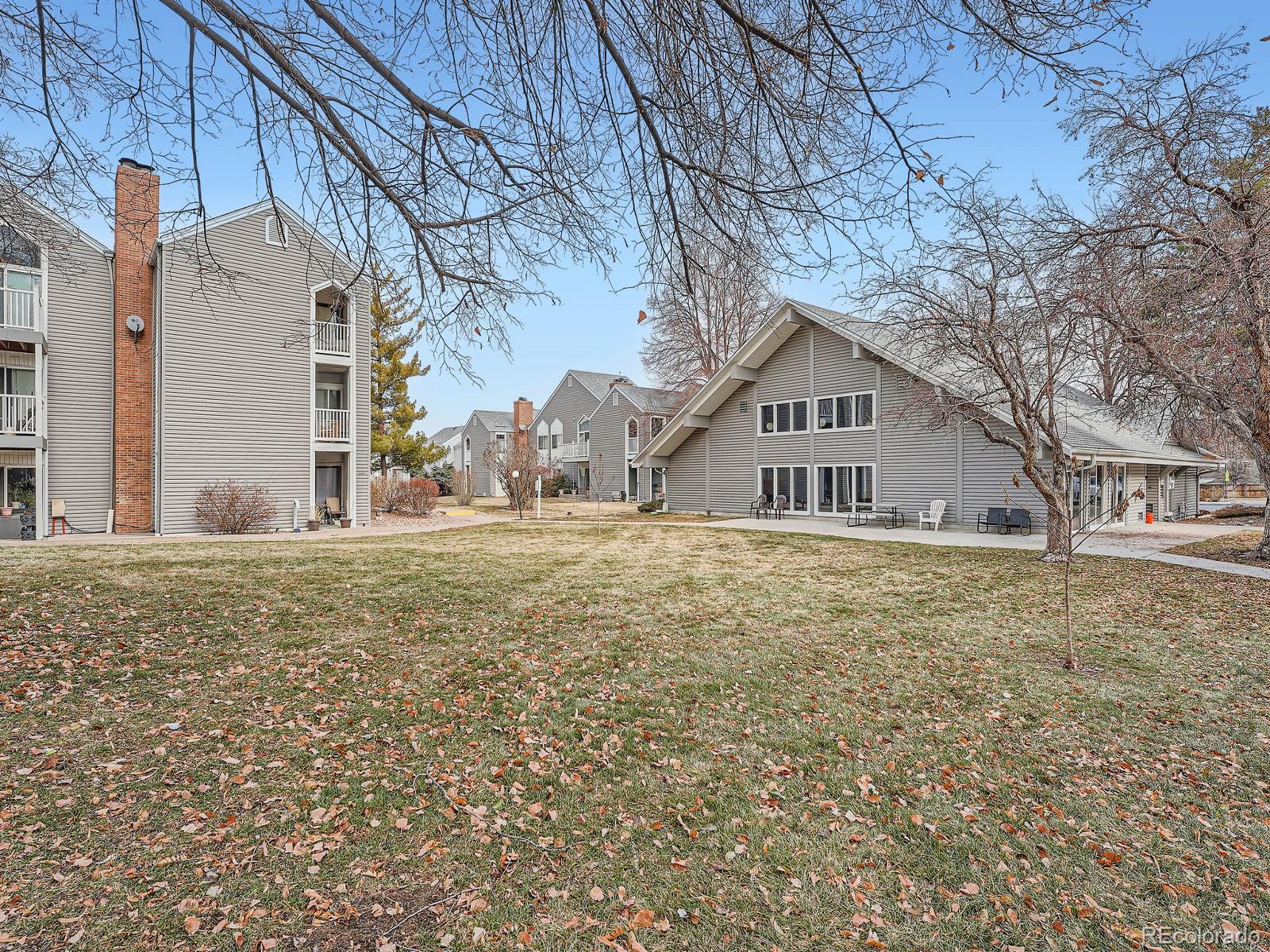 MLS Image #22 for 3351 s monaco parkway,denver, Colorado