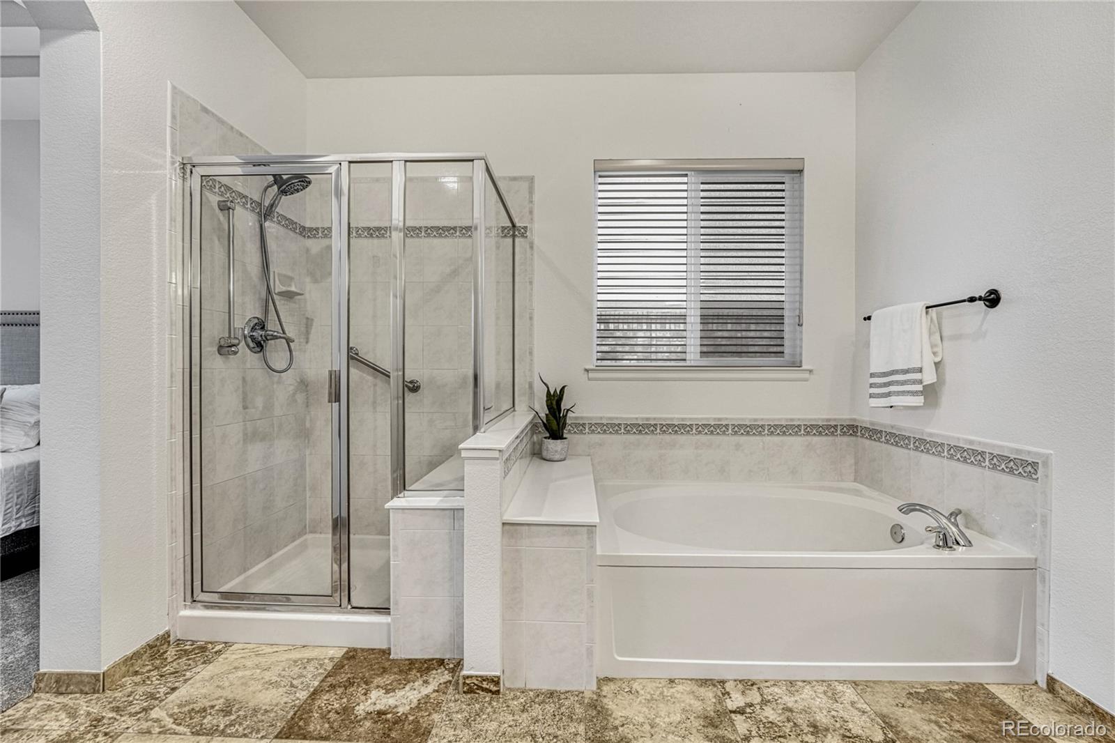 MLS Image #19 for 23480 e moraine place,aurora, Colorado