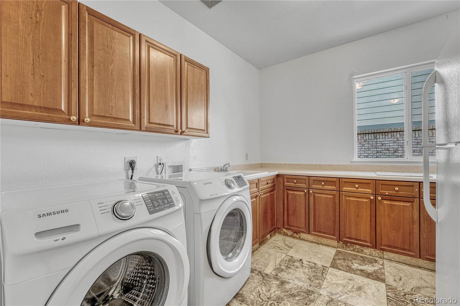 MLS Image #23 for 23480 e moraine place,aurora, Colorado