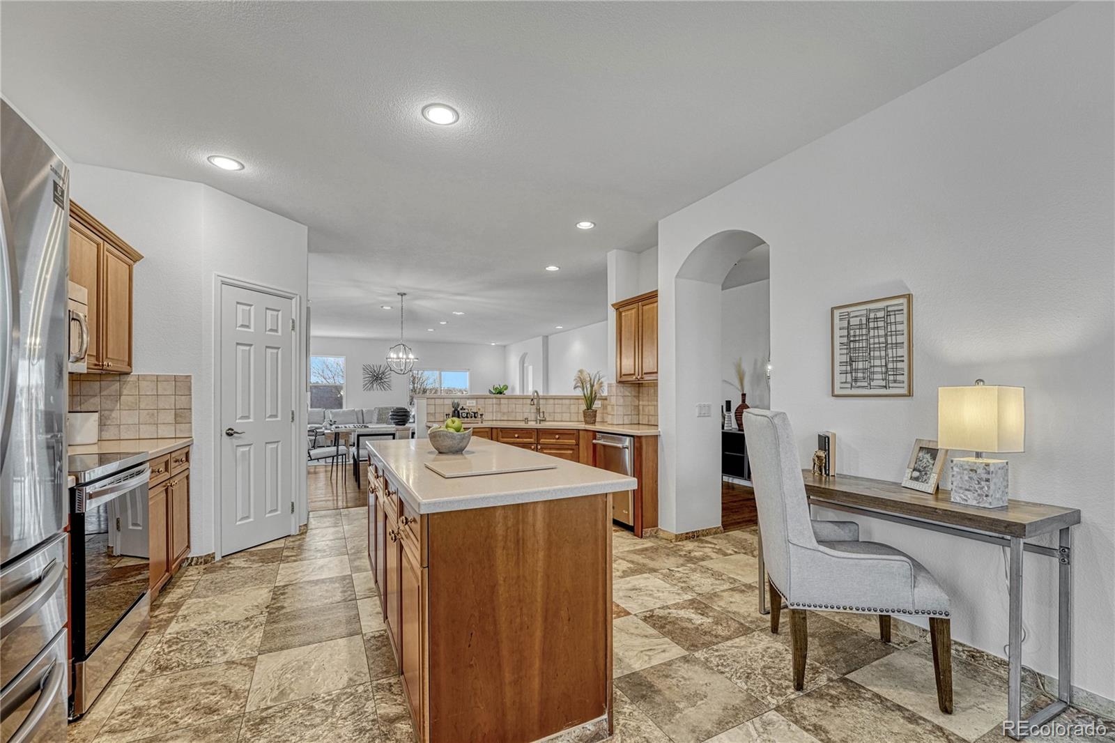 MLS Image #5 for 23480 e moraine place,aurora, Colorado