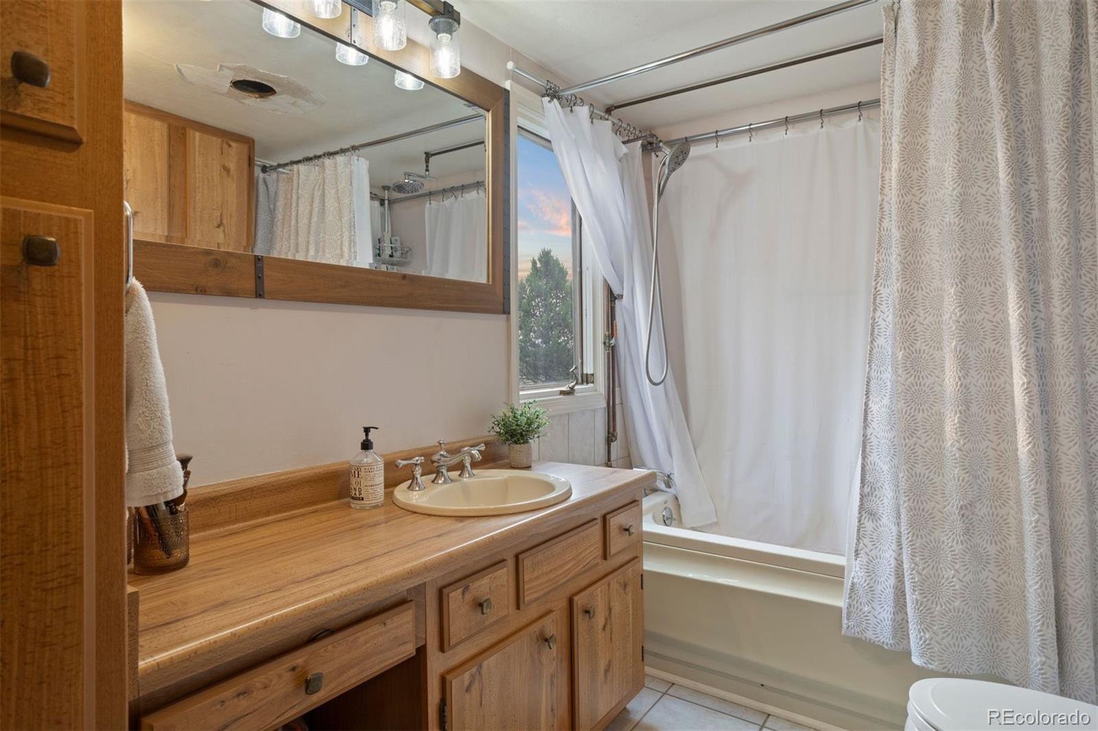 MLS Image #17 for 12768  grizzly drive,littleton, Colorado