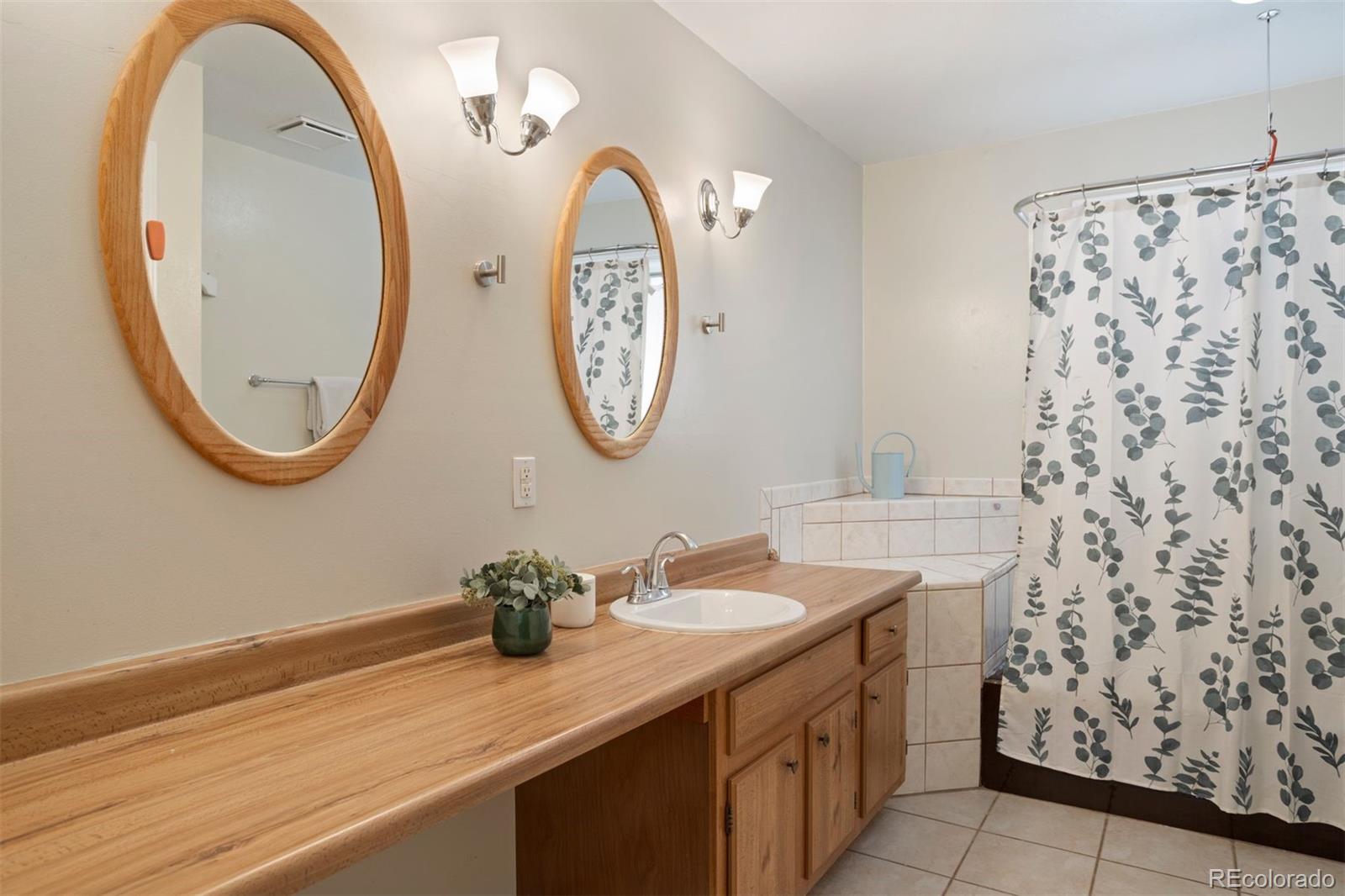 MLS Image #25 for 12768  grizzly drive,littleton, Colorado