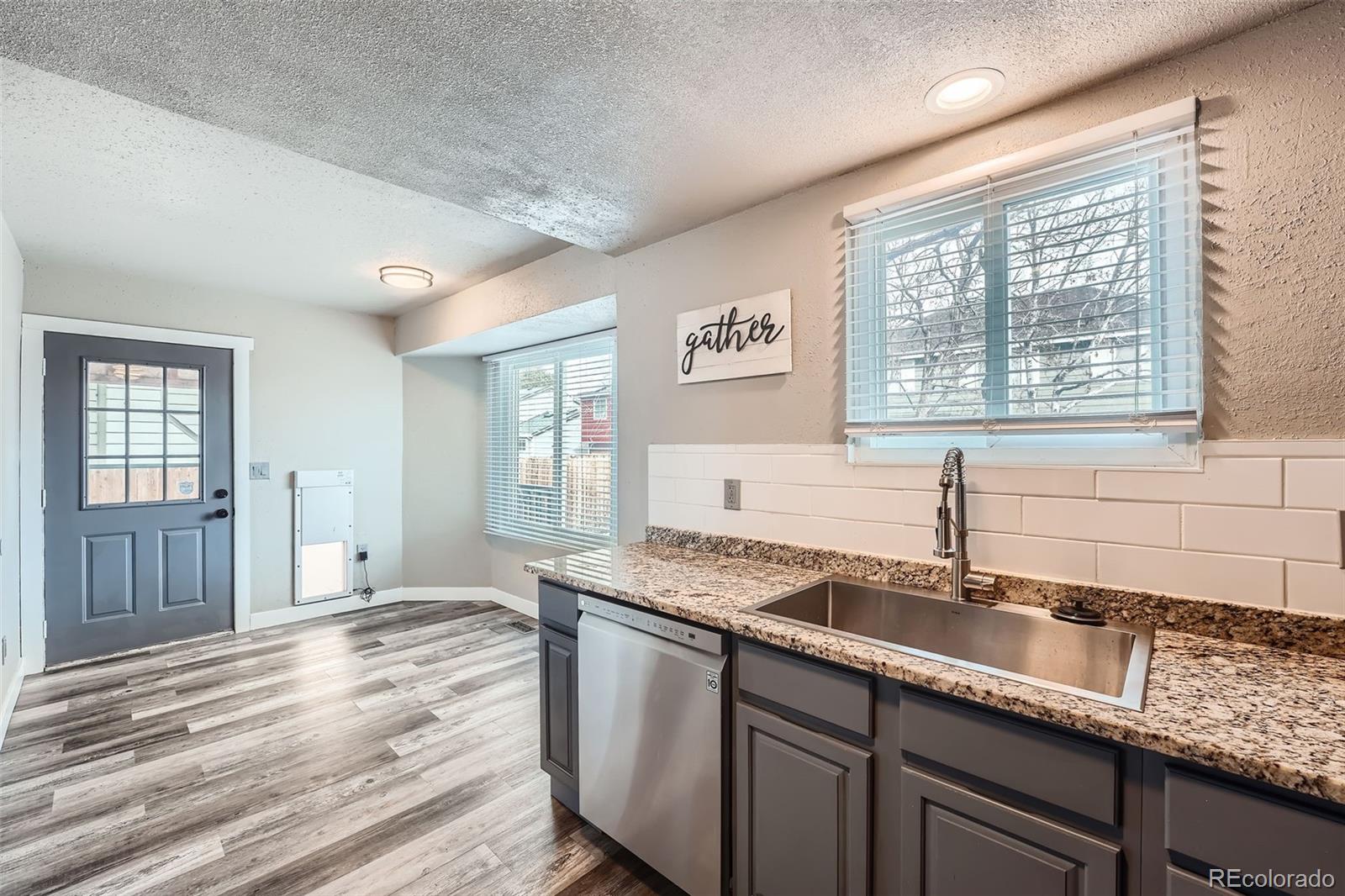 MLS Image #9 for 4334  liverpool court,denver, Colorado