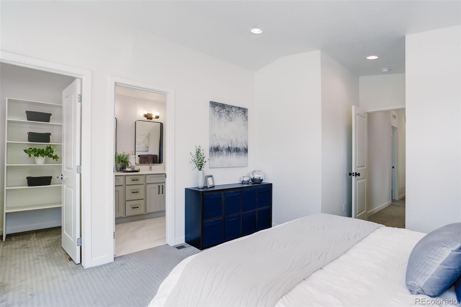 MLS Image #19 for 5601 e iowa avenue,denver, Colorado