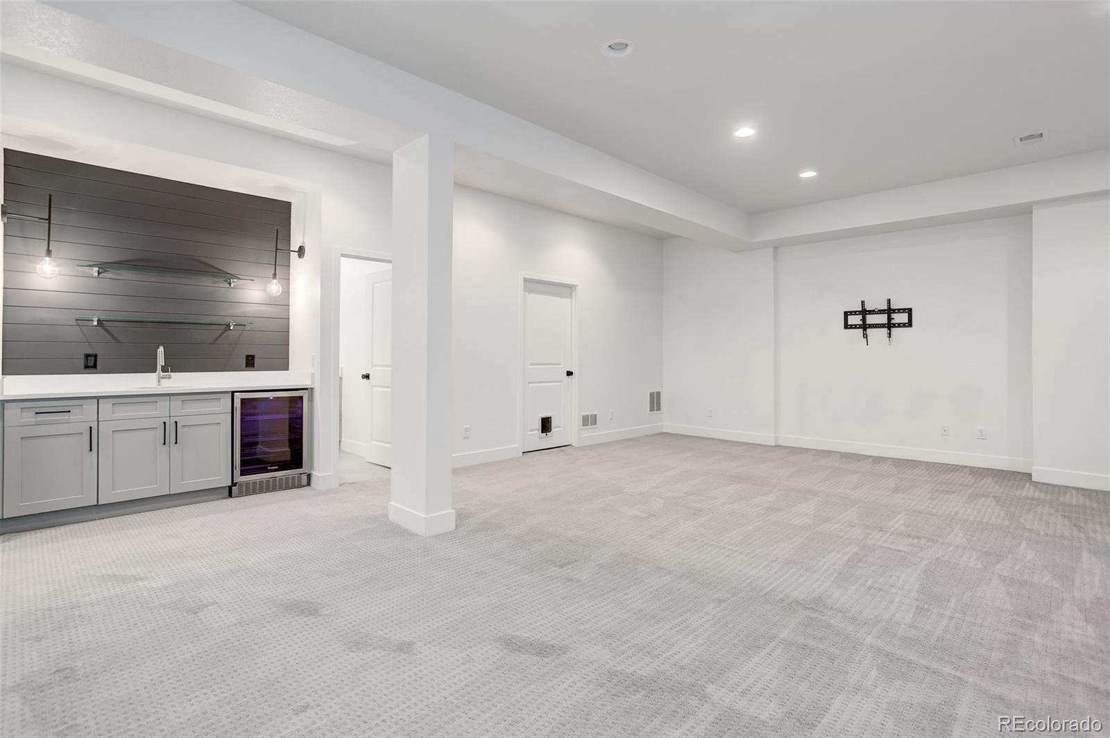 MLS Image #30 for 5601 e iowa avenue,denver, Colorado