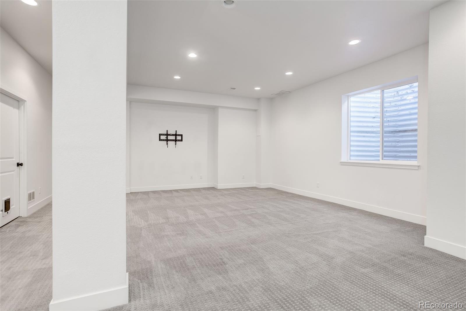 MLS Image #32 for 5601 e iowa avenue,denver, Colorado