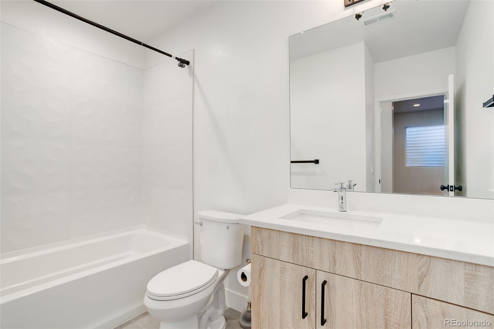 MLS Image #37 for 5601 e iowa avenue,denver, Colorado