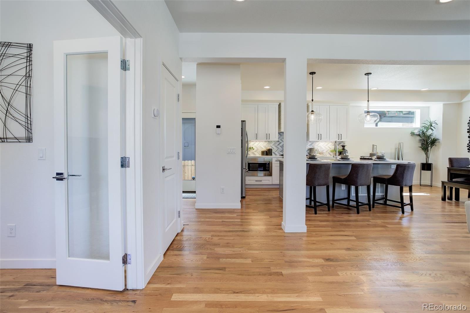 MLS Image #4 for 5601 e iowa avenue,denver, Colorado