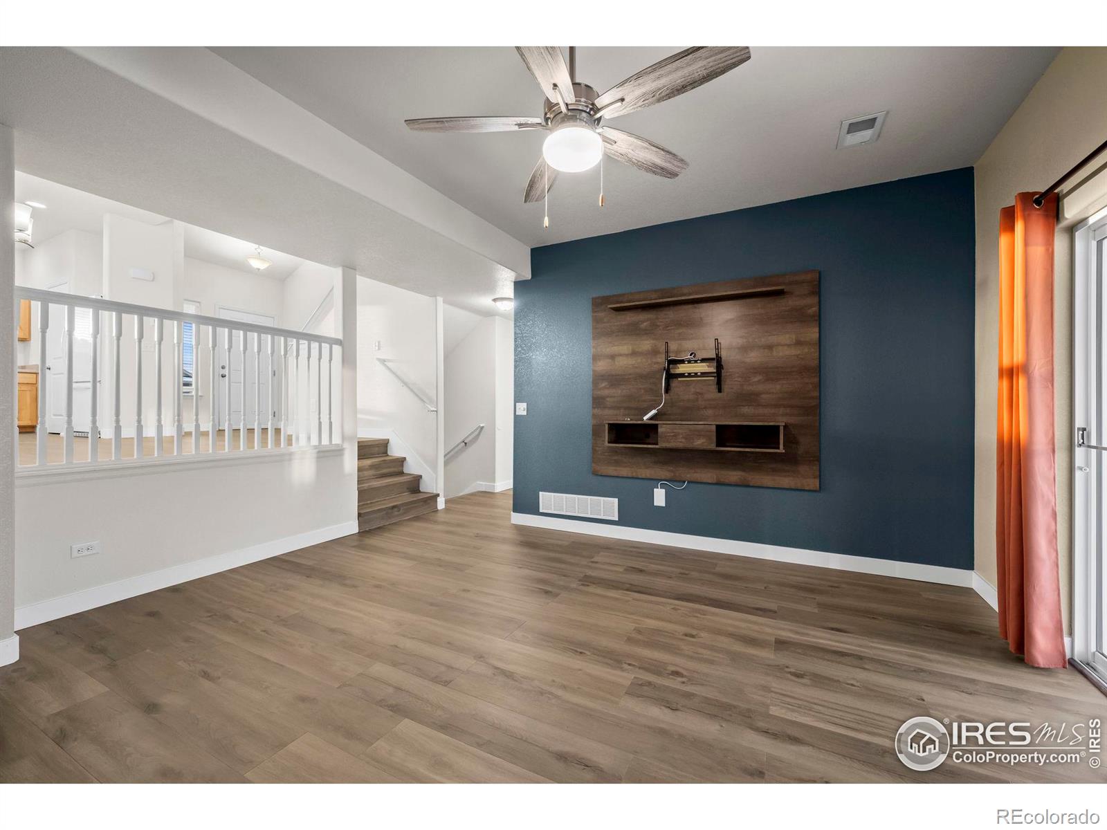 MLS Image #10 for 916  barasingha street,severance, Colorado