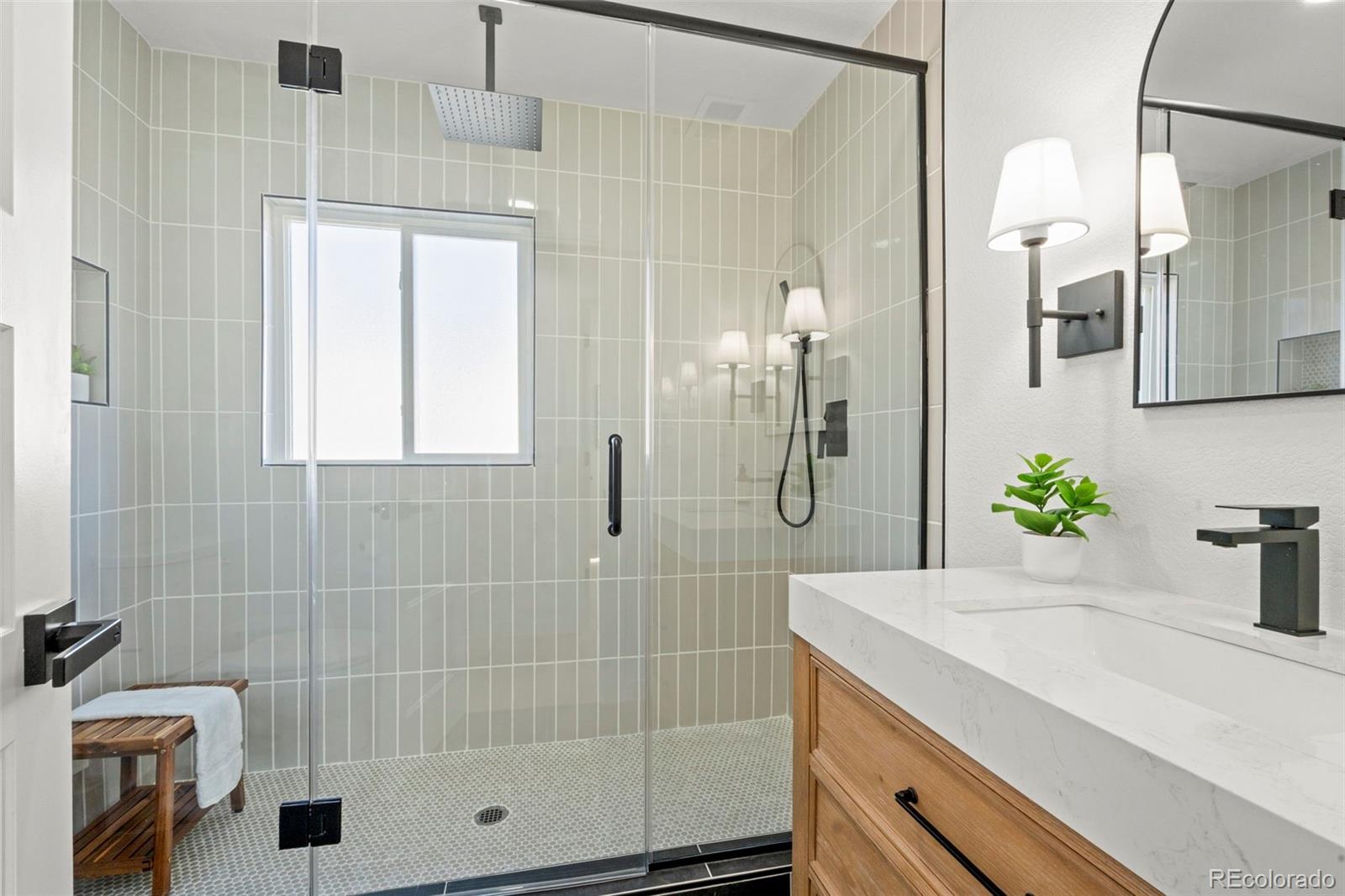 MLS Image #11 for 2990 s elm street,denver, Colorado